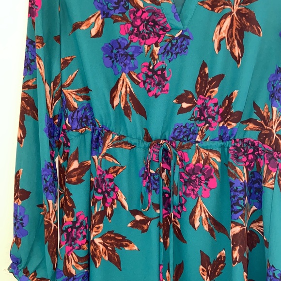 Everly Floral 3/4 Sleeve Dress - Picture 2 of 7